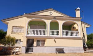 Chalet nuda propiedad en Valencia